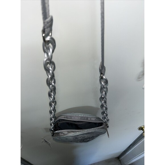 Le sportsac Silver sequins Round Small Crossbody NWT - Picture 8 of 16